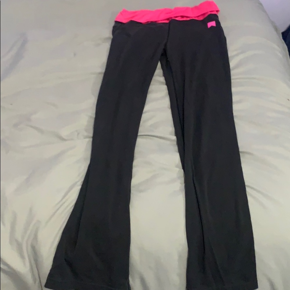 Girls Nike yoga pants